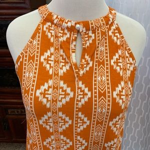 NWT UT Longhorn game Aztec top TEAM COLORS coop